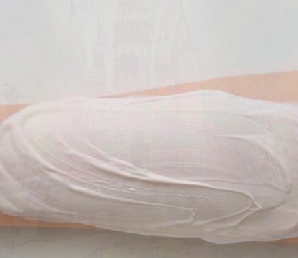 손으로 비벼 낸 폼클렌징 거품